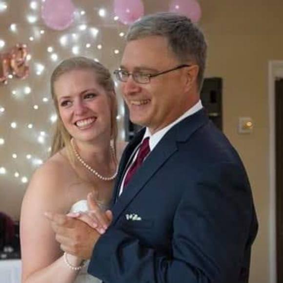 Meet your Posher, Laura - Picture 1 of 1